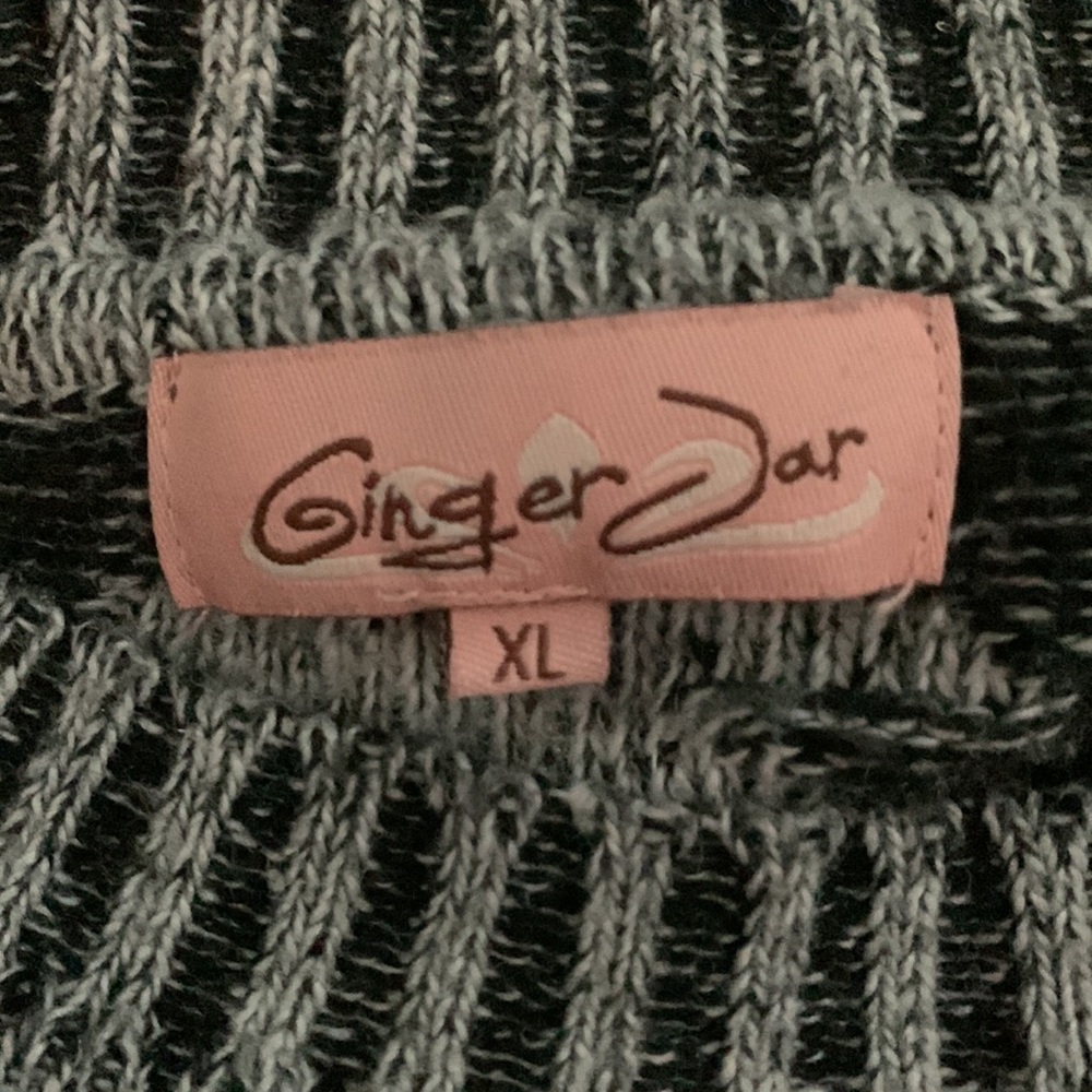 Gray Patterned Sweater - Picture 2 of 2